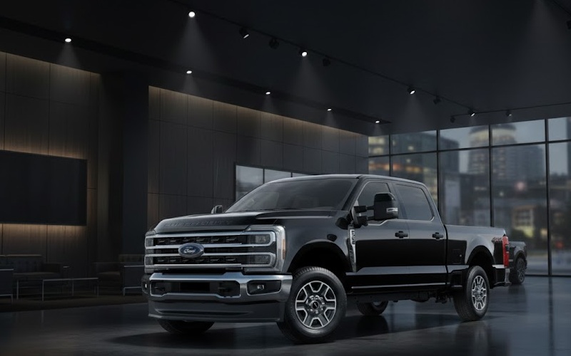 2026 Black Ford Super Duty F-350 Lariat
